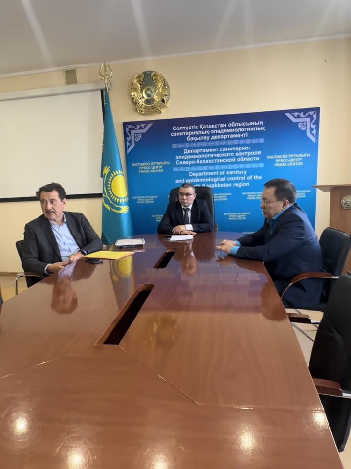 Рабочий визит председателя «QazMed» в СКО и вручение отраслевых наград