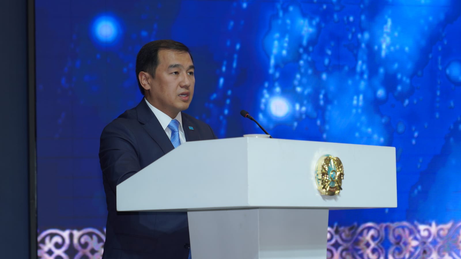 В области Абай состоялся республиканский форум  «Тәрбие басы – тал бесік»