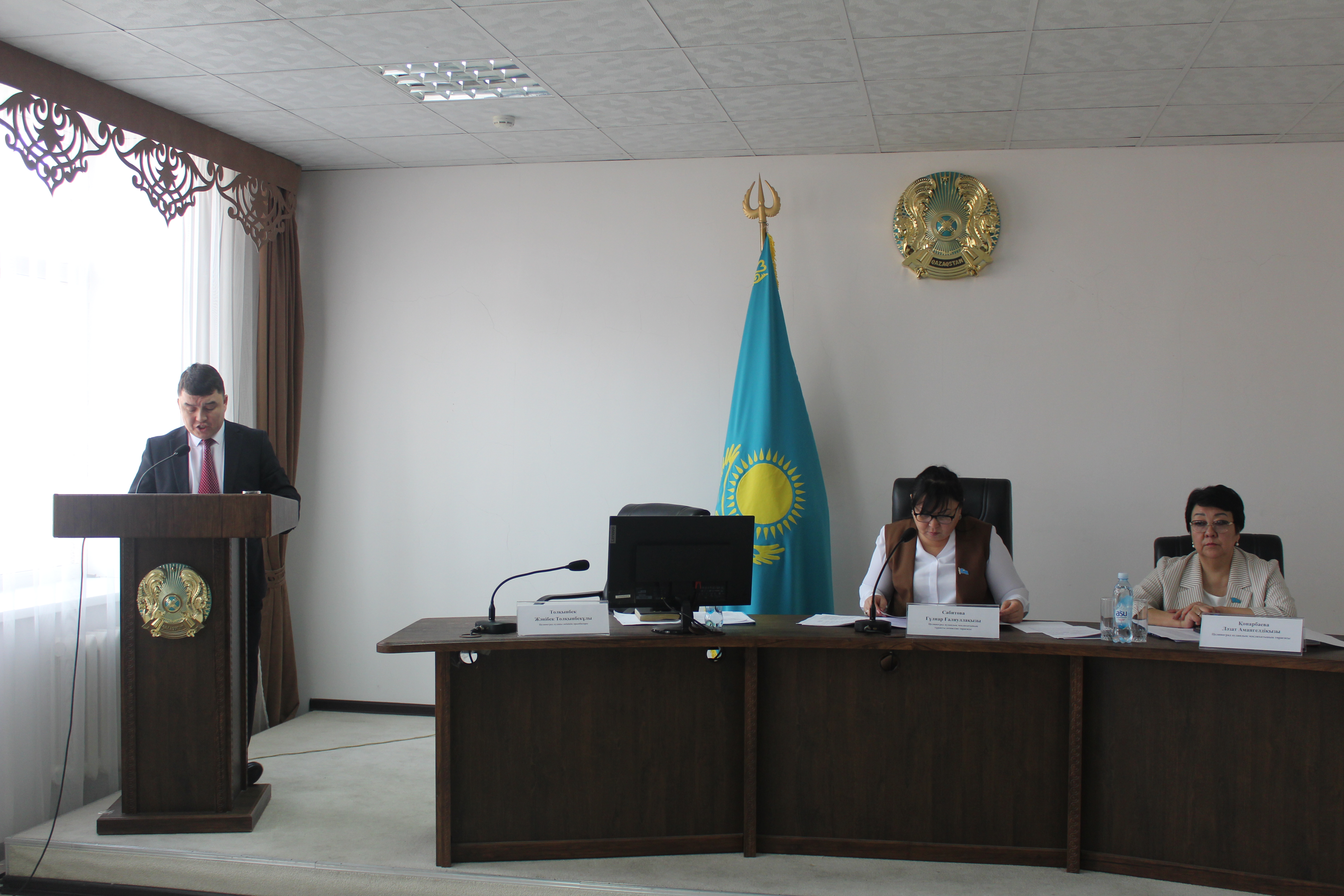 Целиноград ауданында мәслихаттың тұрақты комиссиясының отырысы өтті