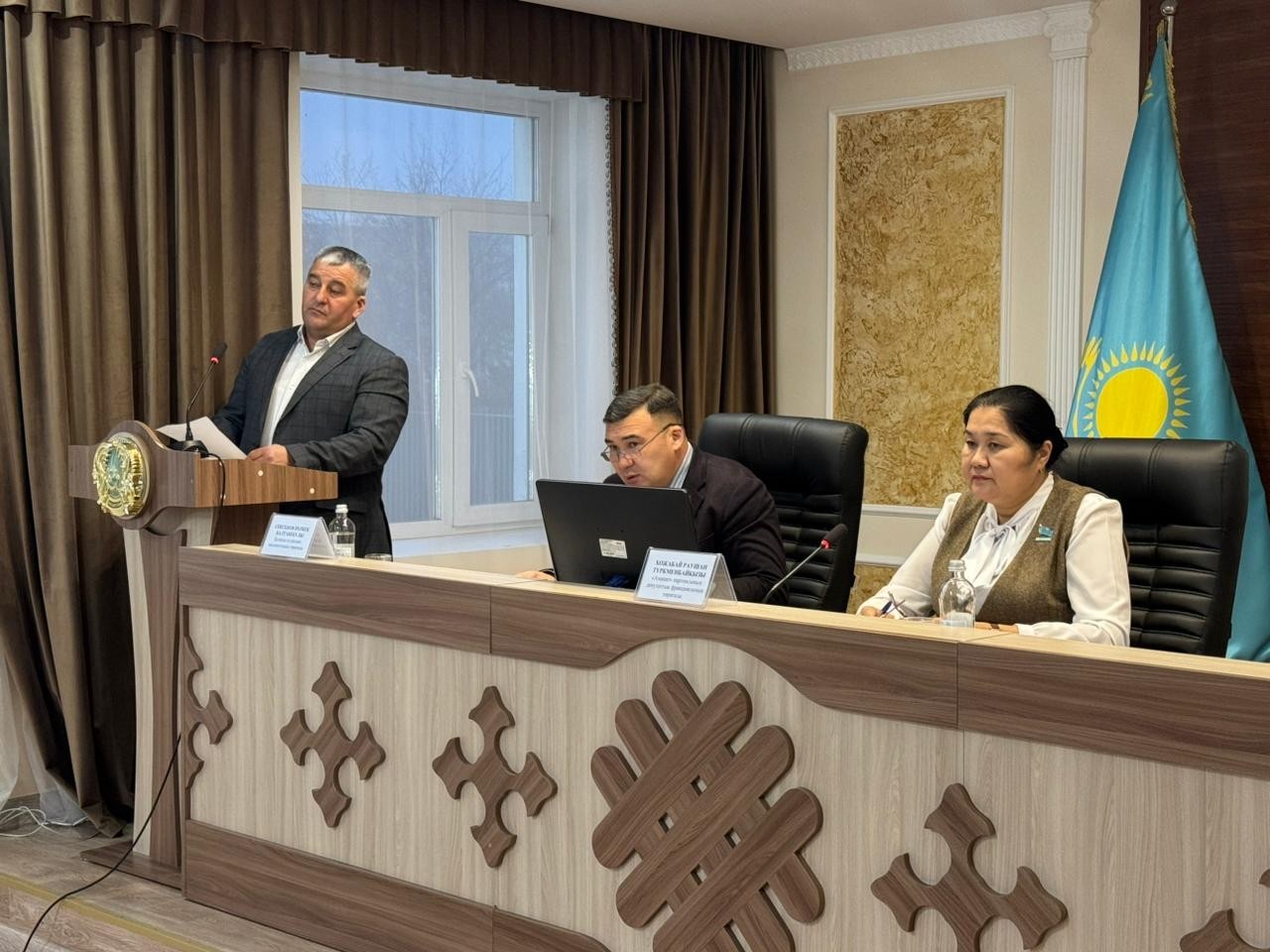 Тұрақты комиссияның отырысы