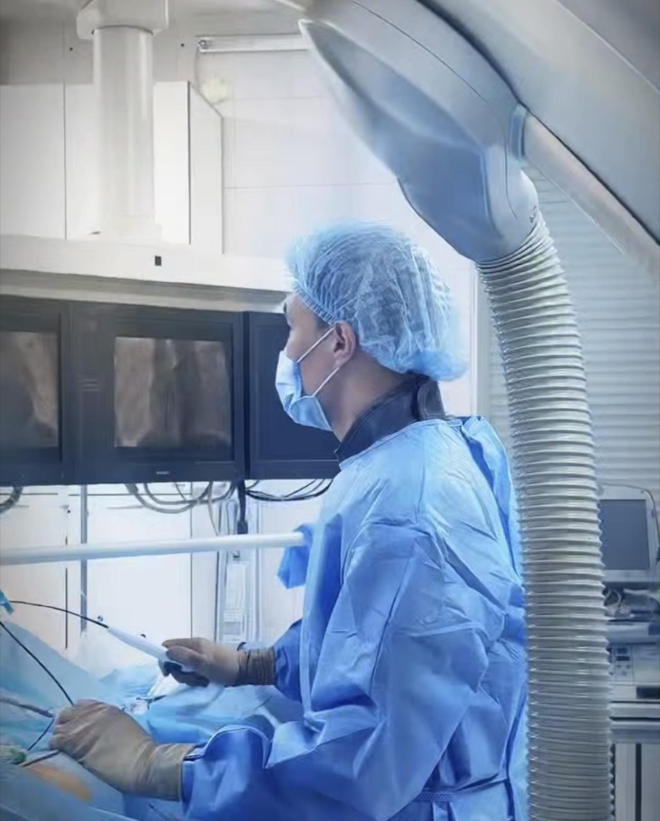 В ГКЦ пациенту с многолетней аритмией восстановили нормальный ритм сердца