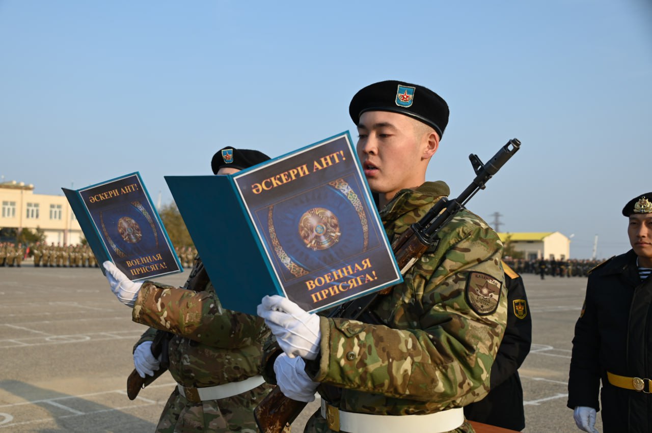 В Мангистауской области более 700 новобранцев приняли Военную присягу