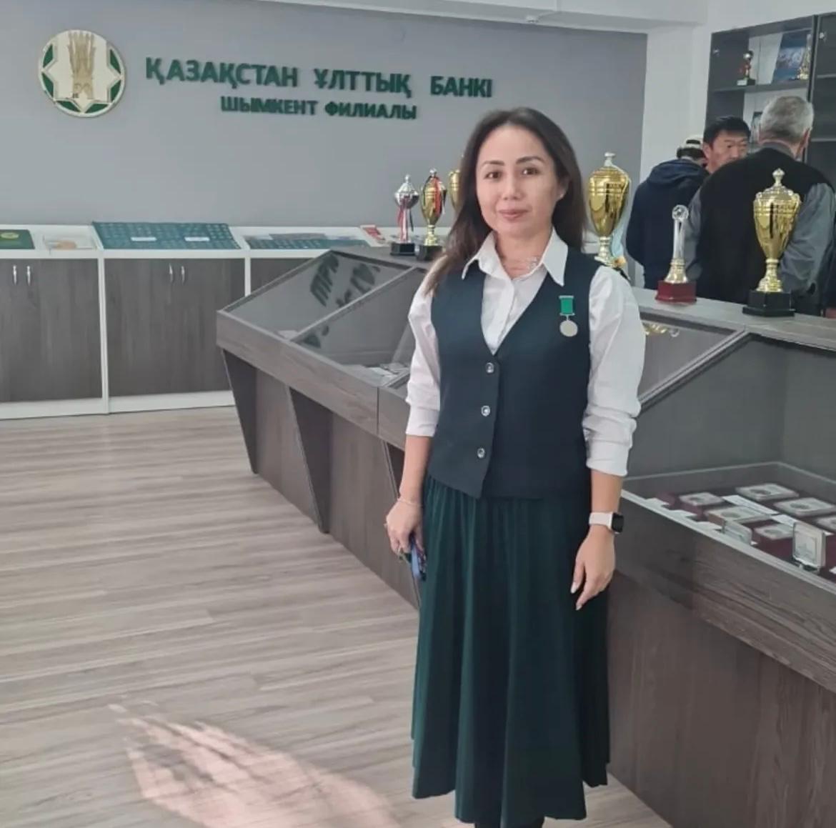 Проведена выставка, посвящённая Дню национальной валюты.