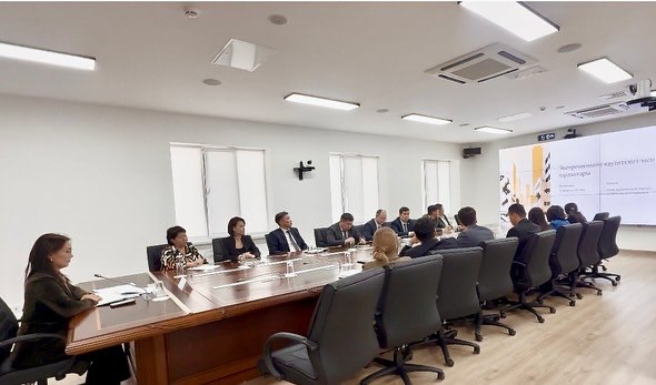 "Әдептілік нормаларының сақталуын нығайту мен сыбайлас жемқорлықтың алдын алу" тақырыбында жиын өтті