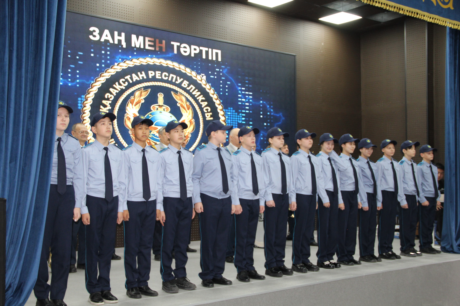 В СКО более 60 школьников под шефством полицейских готовятся стать офицерами