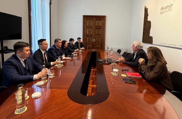 В рамках международной выставки IBTM World прошла встреча с комиссаром по управлению устойчивым туризмом г. Барселоны