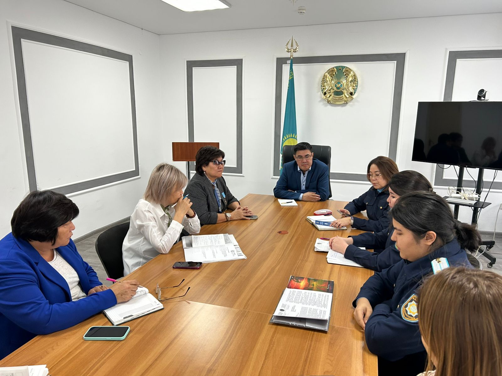 Круглый стол по пользованию базами е-өтініш, ерсоп, erap ng.