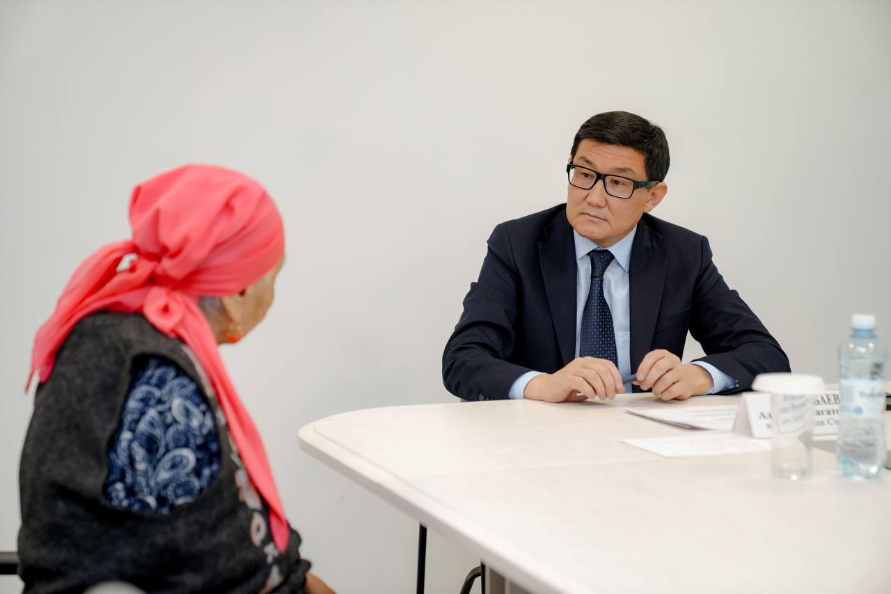 Прошел прием граждан по личным вопросам