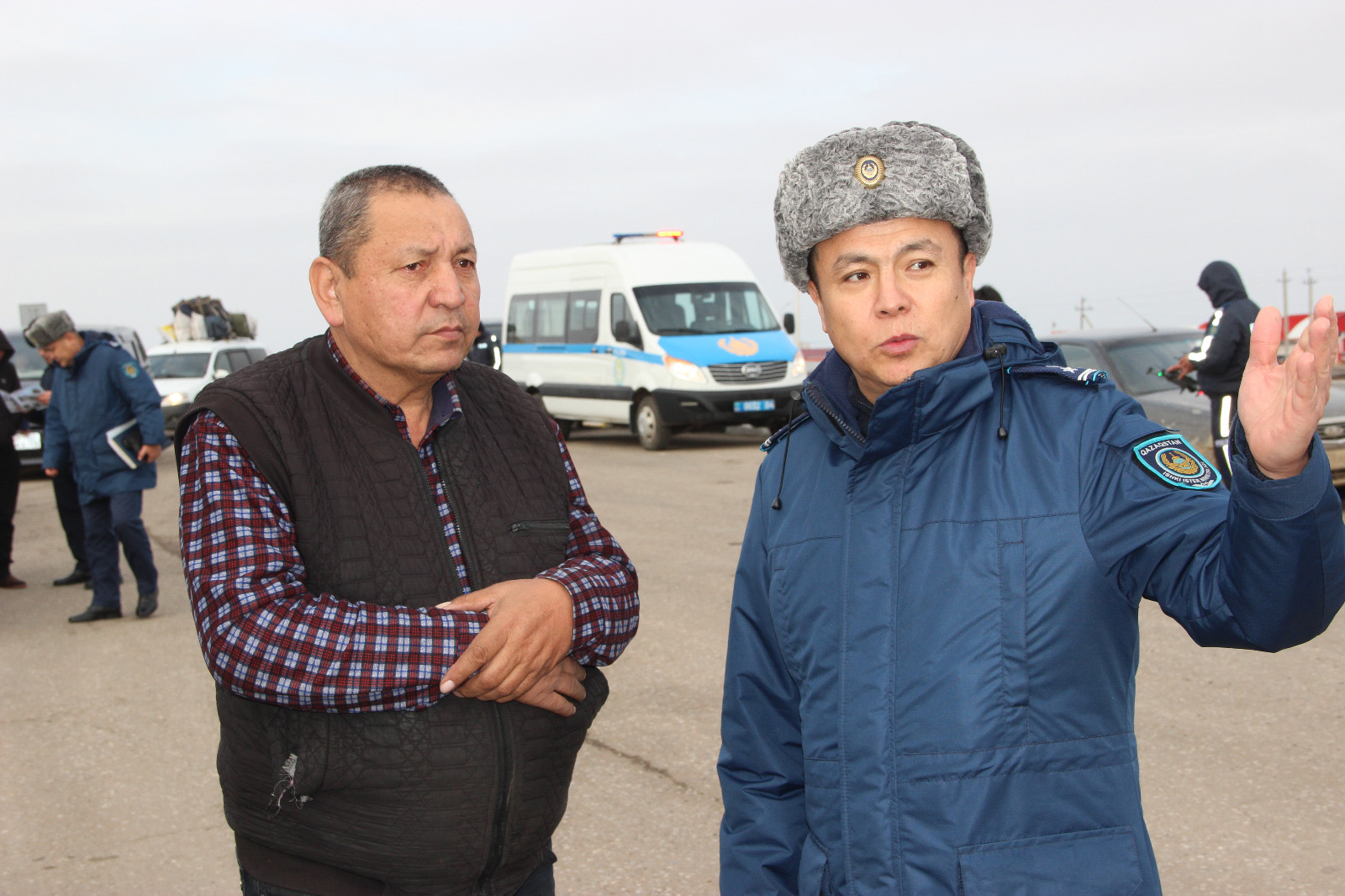 Ақтөбеде полиция бастығы қозғалысы ең қарқынды трассаны бақылауға шықты