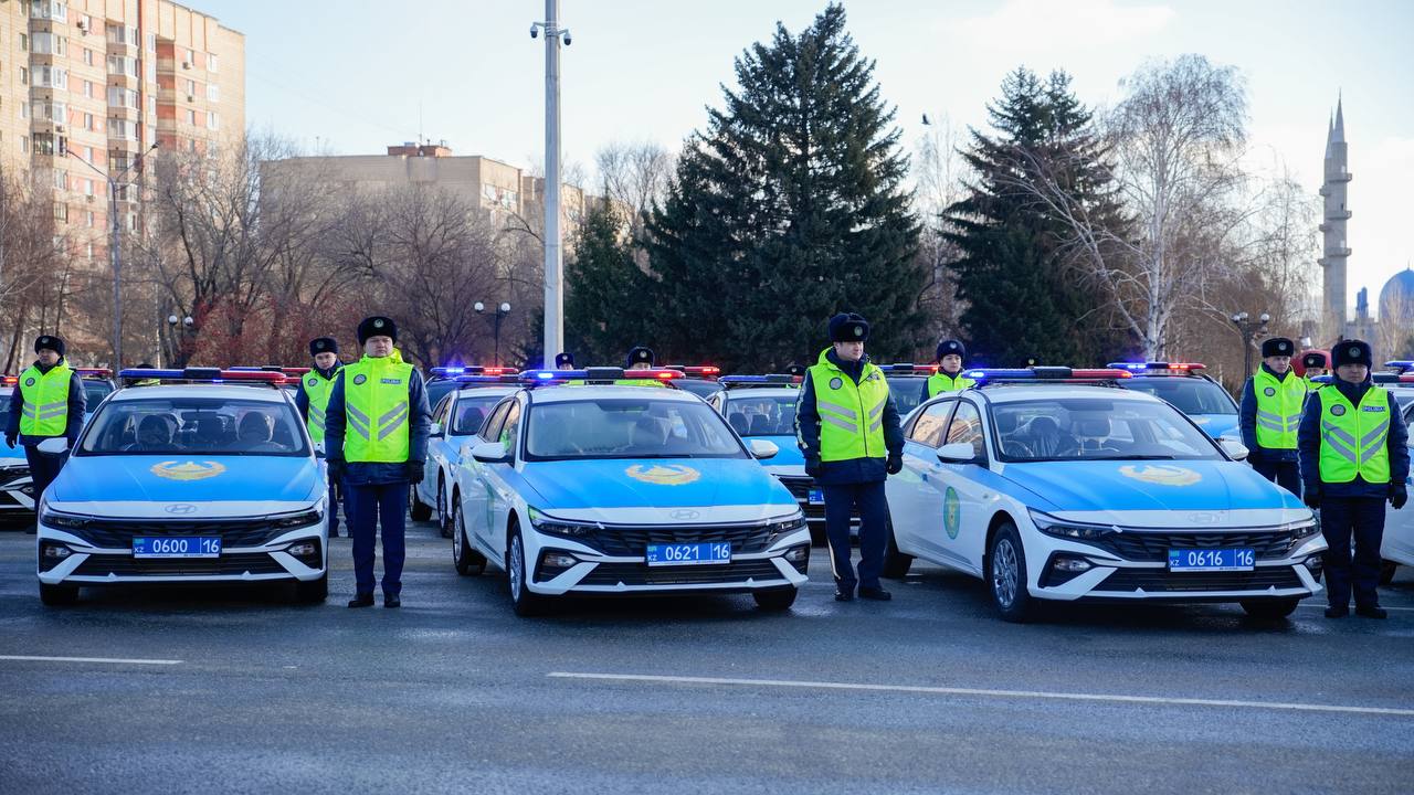ШҚО полицейлеріне 198 жаңа қызметтік автокөлік берілді