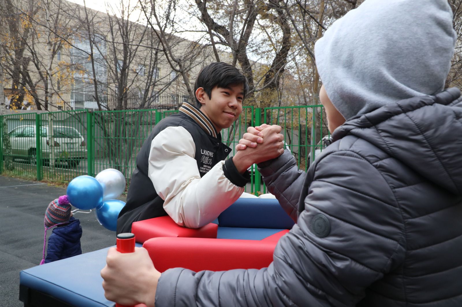 Алматыда көңілді отбасылық ойындар өтті