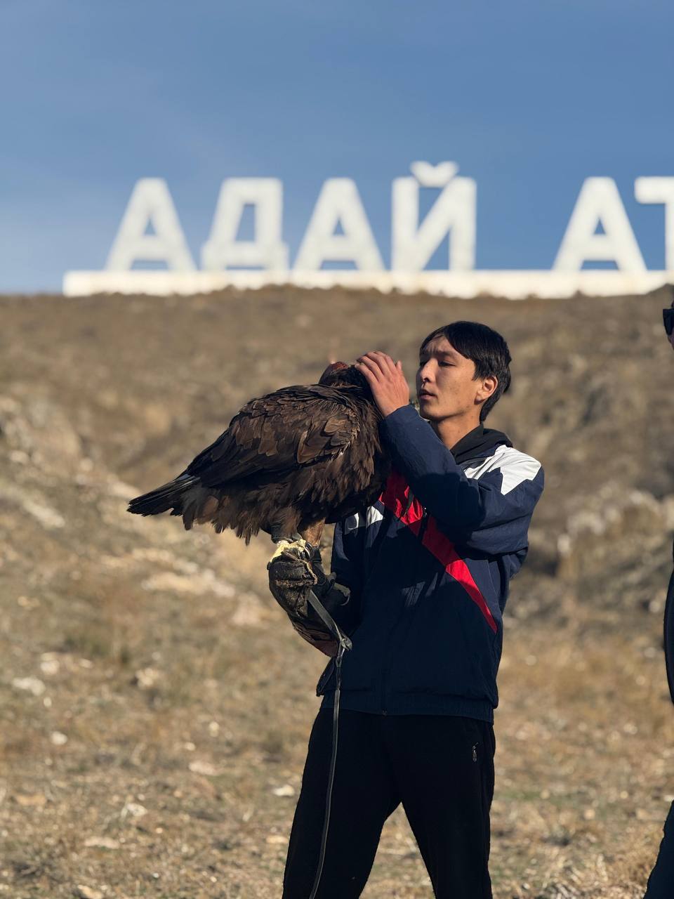 На Отпан-тау прошло этнографическое мероприятие, посвящённое популяризации соколиной охоты