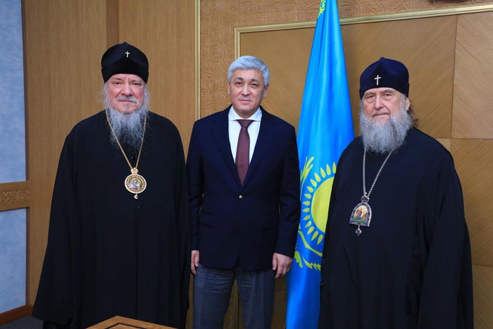 Қарағанды облысының әкімі Астана және Қазақстан митрополиті Александрмен кездесті
