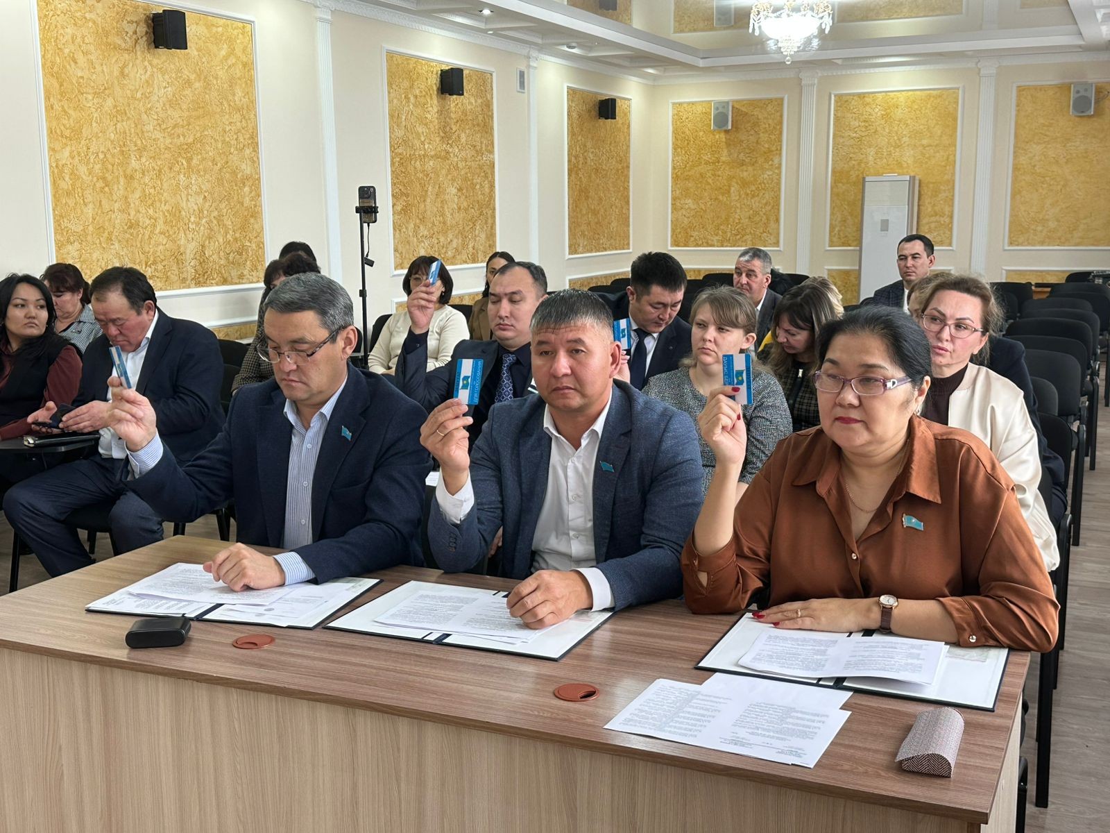 Бұланды аудандық мәслихатының  кезектен тыс сессиясы