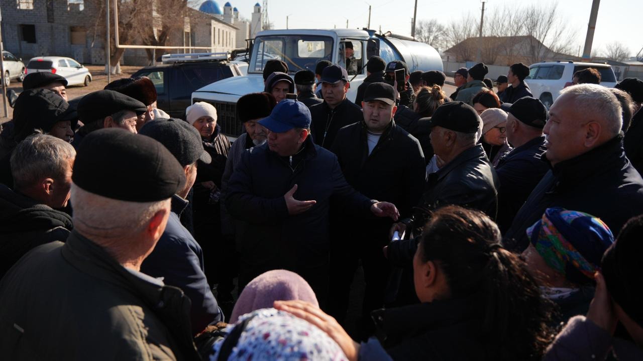 О состоянии водопроводных сетей в селе Акши Водопроводные сети села Акши Илийского района находятся на балансе РГП на ПХВ «КазВодХоз» при Министерстве водных ресурсов РК.