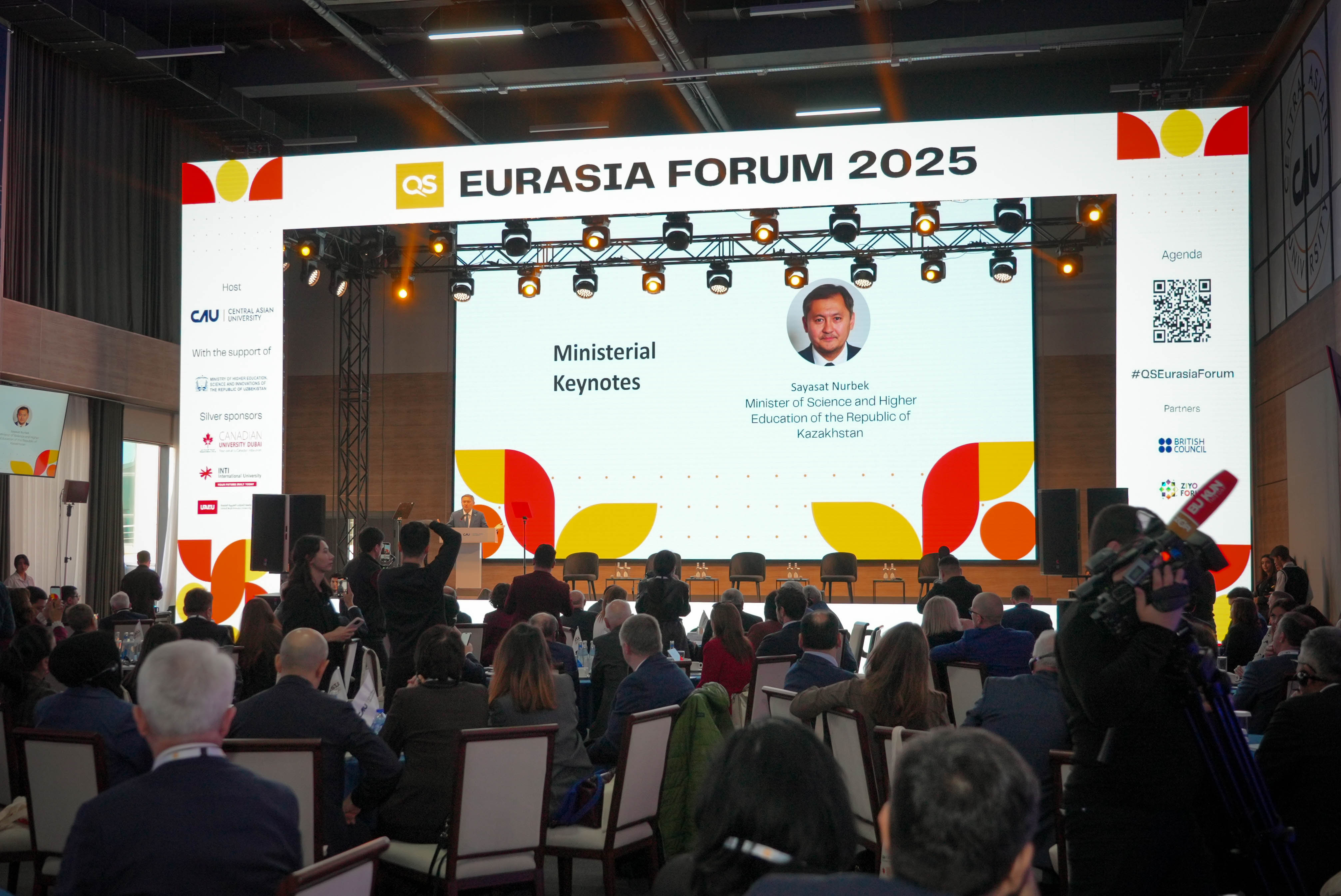 Министр Ташкентте өткен QS Eurasia Forum 2025 халықаралық форумына қатысты