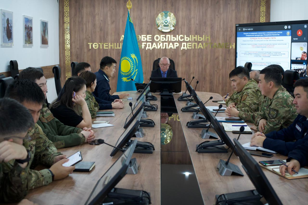 Ақтөбеде әйелдер кеңесінің кезекті отырысында қызметкерлердің отбасыларына қатысты бірқатар маңызды мәселелер қаралды