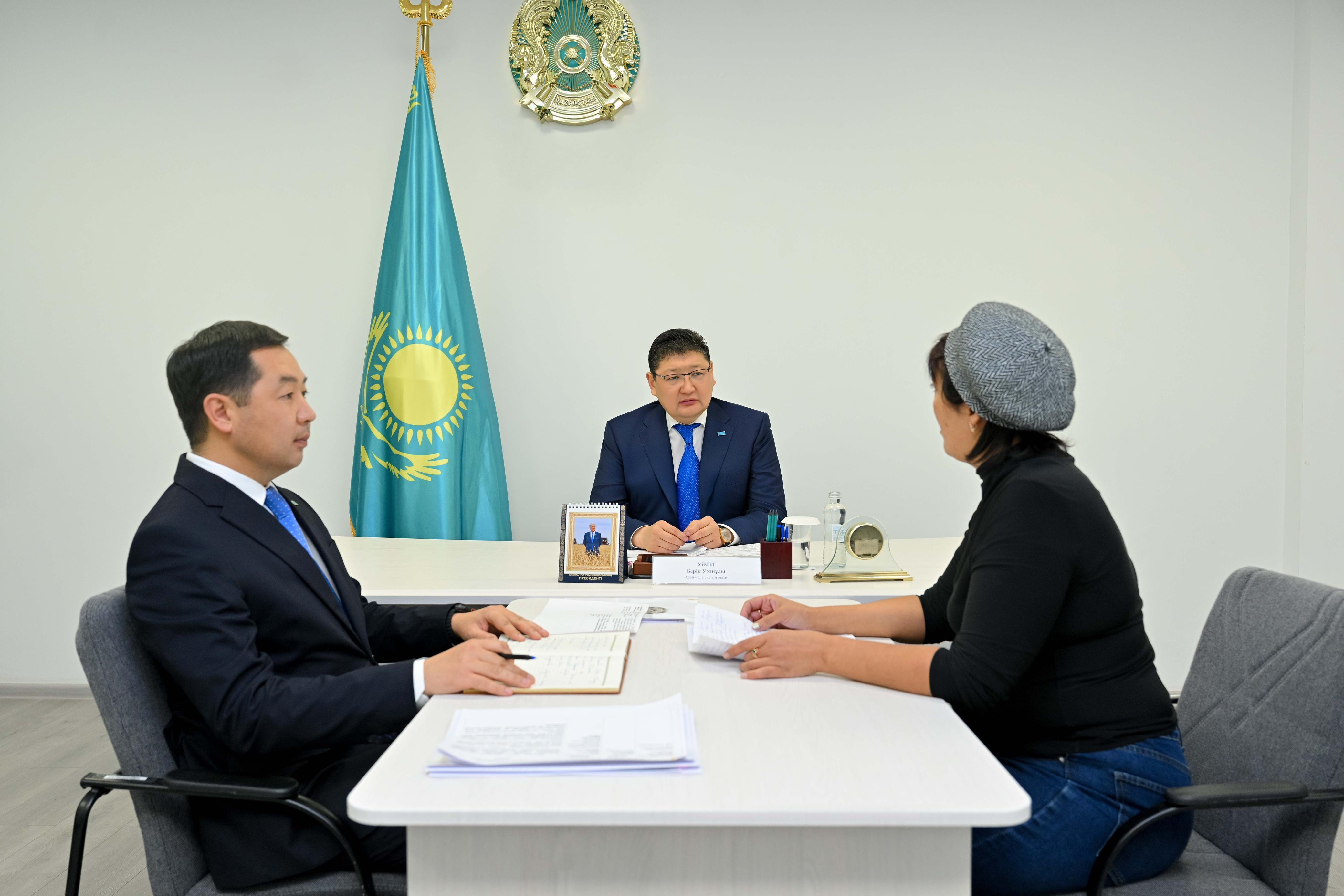 Облыс әкімі азаматтарды жеке сұрақтары бойынша қабылдады