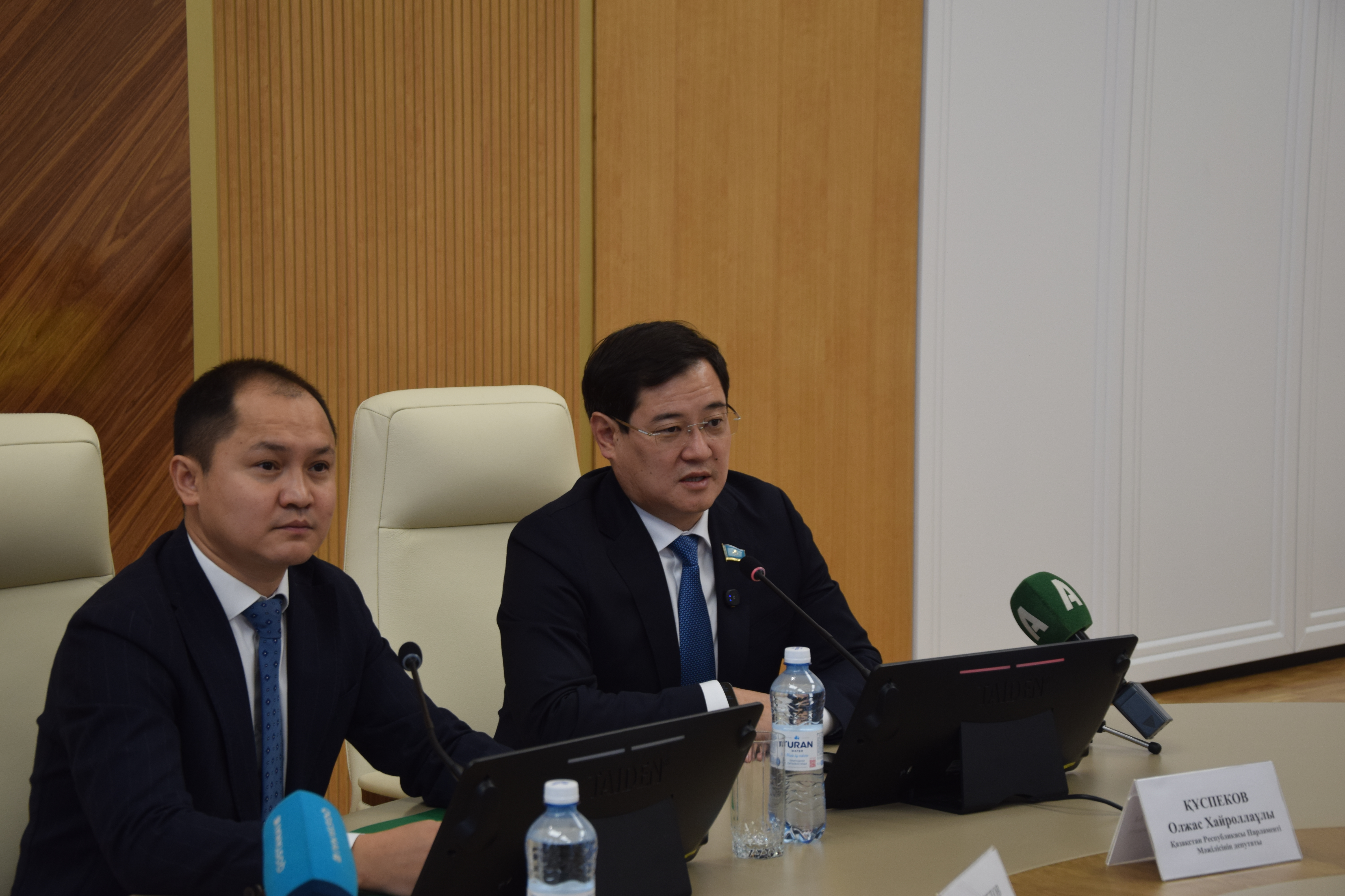 Сборная Костанайской области встретилась с заместителем акима области перед Республиканским чемпионатом профессионального мастерства WorldSkills Kazakhstan 2025