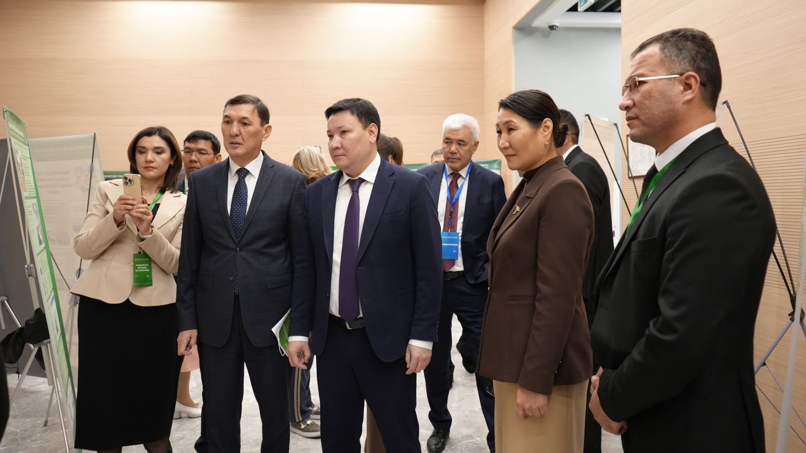 ТҮРКІСТАНДА МЕКТЕП ДИРЕКТОРЛАРЫНЫҢ БАСҚАРУШЫЛЫҚ БІЛІГІН АРТТЫРУҒА АРНАЛҒАН ӨҢІРЛІК ИНТЕНСИВ ӨТТІ