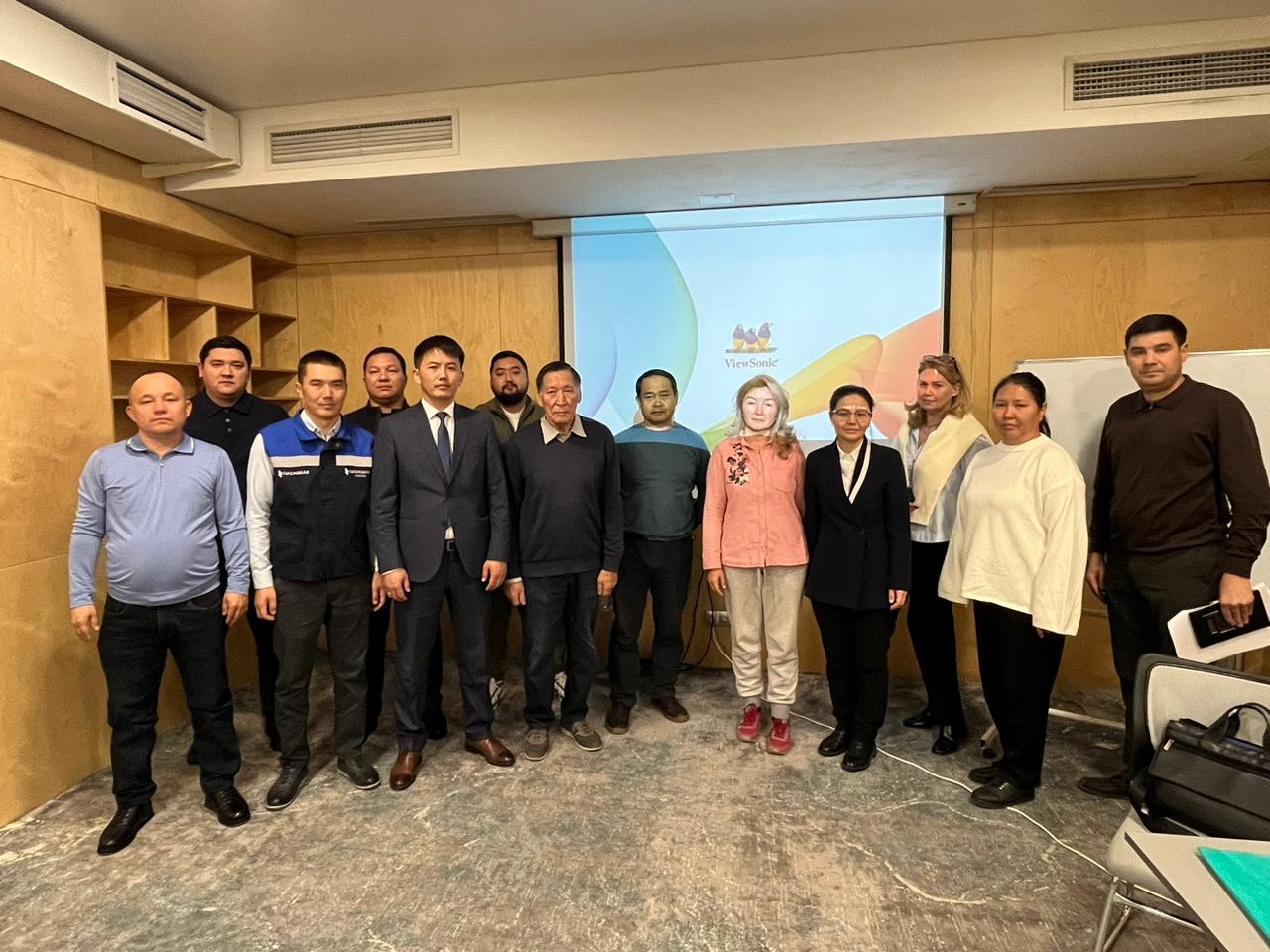 Өнеркәсіптік және газ қауіпсіздігі саласындағы ұйымдарды аттестаттау жөніндегі жұмыс отырысы