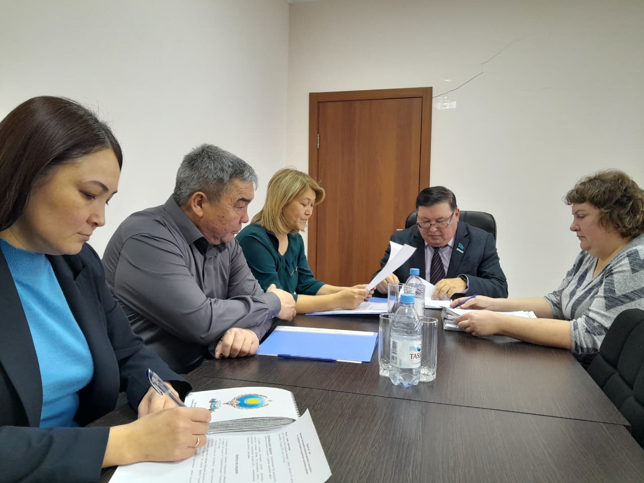 Заседание постоянной комиссии   районного маслихата по вопросам бюджета и  развития экономики района