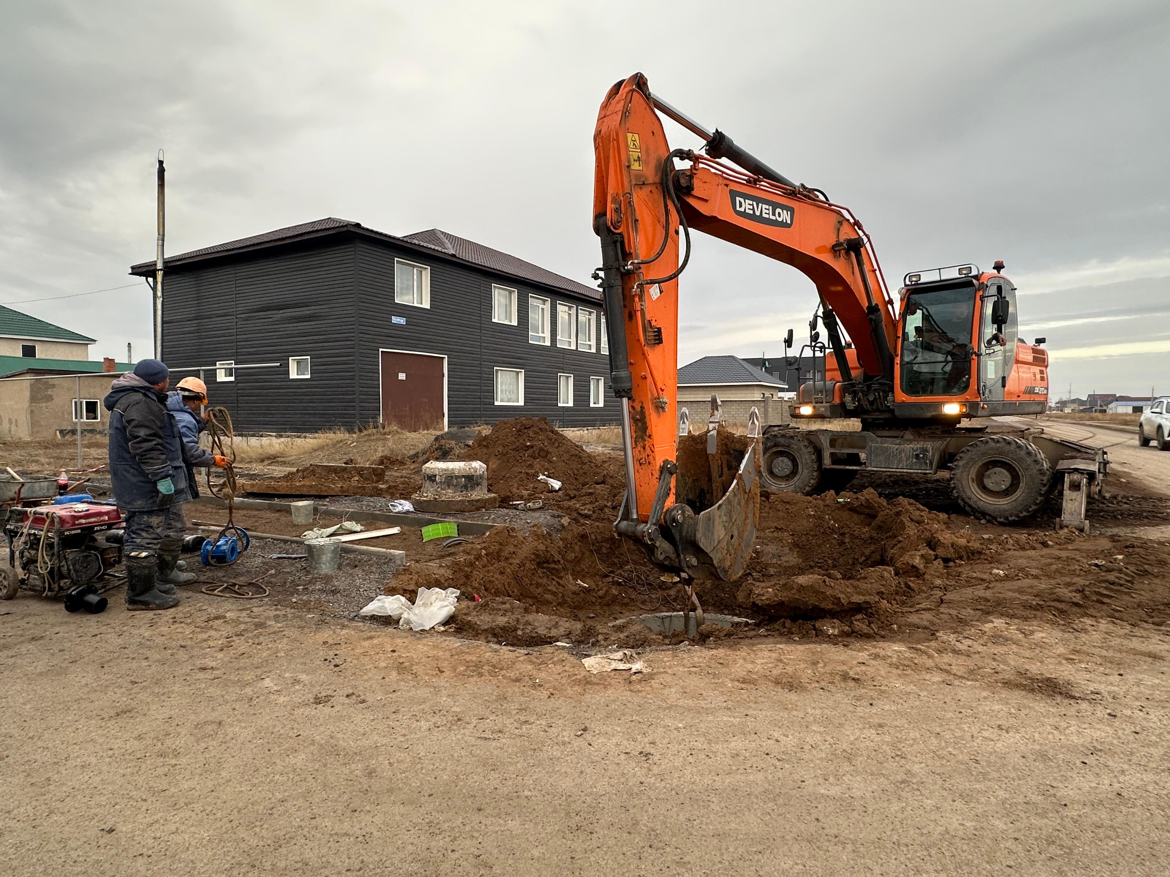 В городе Косшы активно строятся новые сети водоснабжения