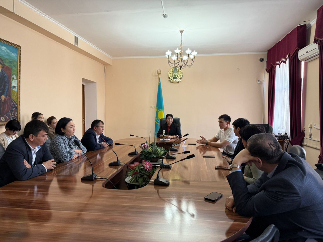 КРУГЛЫЙ СТОЛ ПО ВОПРОСАМ НЕДОПУЩЕНИЯ ВОВЛЕЧЕНИЯ ГОСУДАРСТВЕННЫХ СЛУЖАЩИХ В ДЕЯТЕЛЬНОСТЬ ДЕСТРУКТИВНЫХ РЕЛИГИОЗНЫХ ТЕЧЕНИЙ