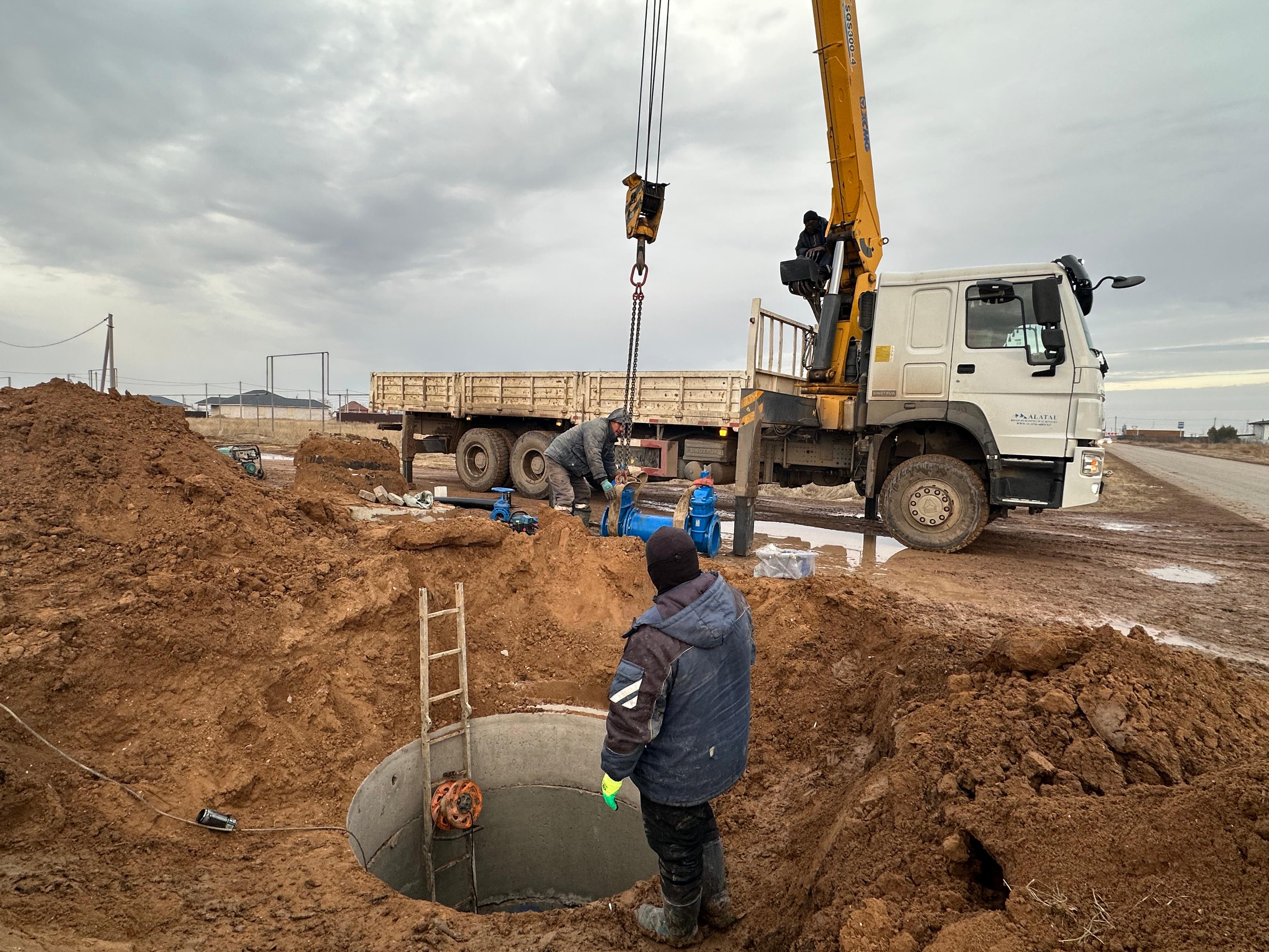 В городе Косшы активно строятся новые сети водоснабжения