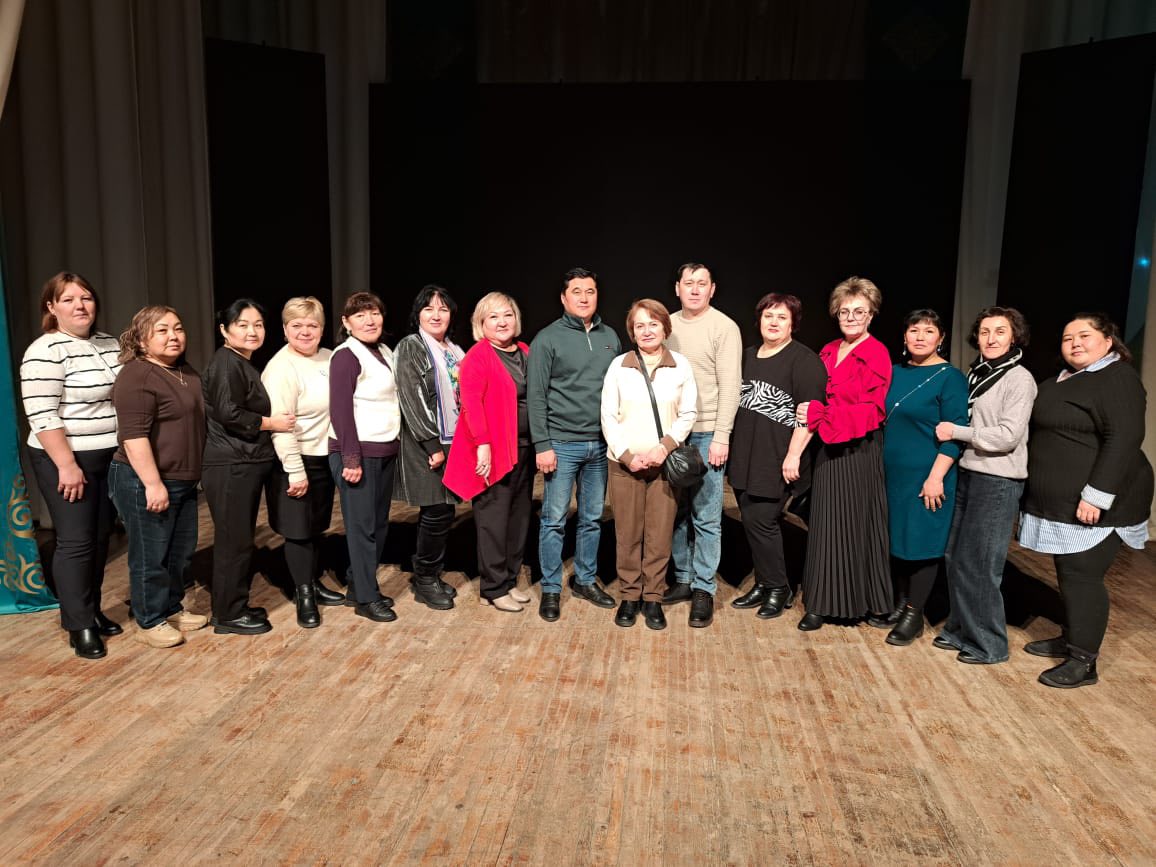 Аудандық мәдениет үйінде ауылдық және аудандық мәдениет үйлерінің басшылары қатысқан кәсіподақ жиналысы өтті. Жиналыс барысында «Неге кәсіподақта болу біз үшін маңызды?» атты қысқа тренинг өткізілді.