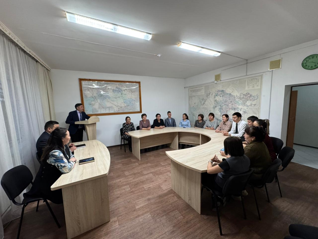 Сыбайлас жемқорлық мемлекеттердің ыдырау факторы ретінде: тарихи сабақтар және қазіргі заманғы қауіптер