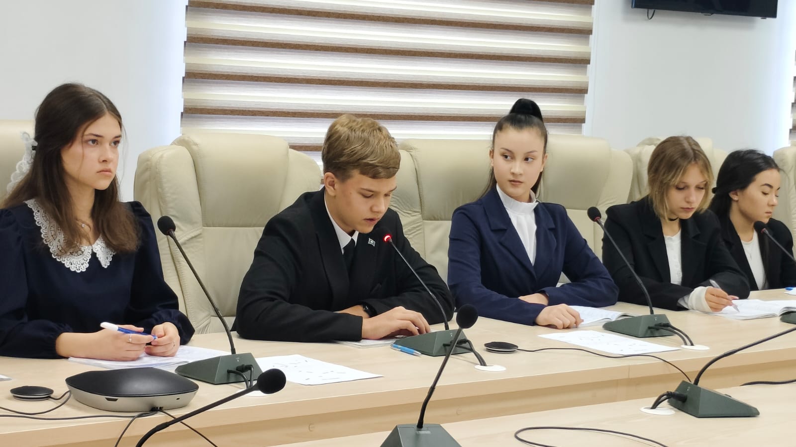 Информация об интерактивном уроке «Служить науке и человечеству!»