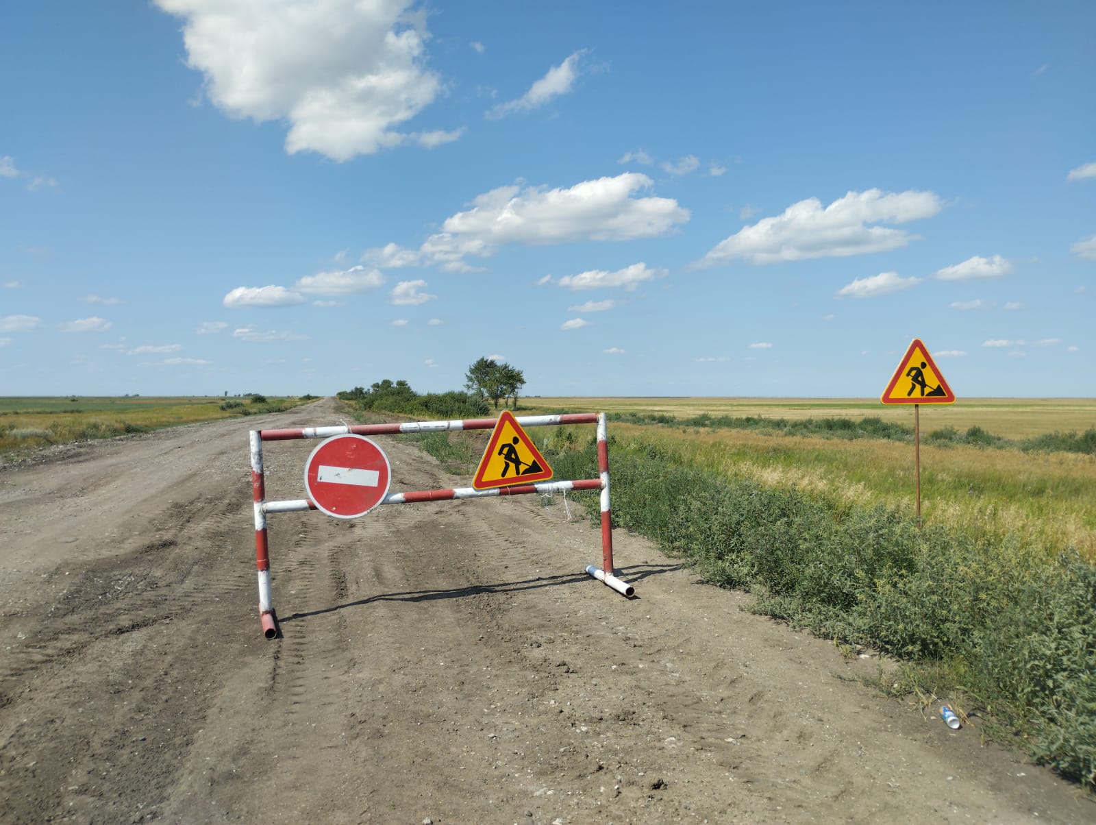 Зуевка-Танабай грейдерінің ағымдағы жөндеу жұмыстары басталды. Начался текущий ремонт грейдера Зуевка-Танабаевское.