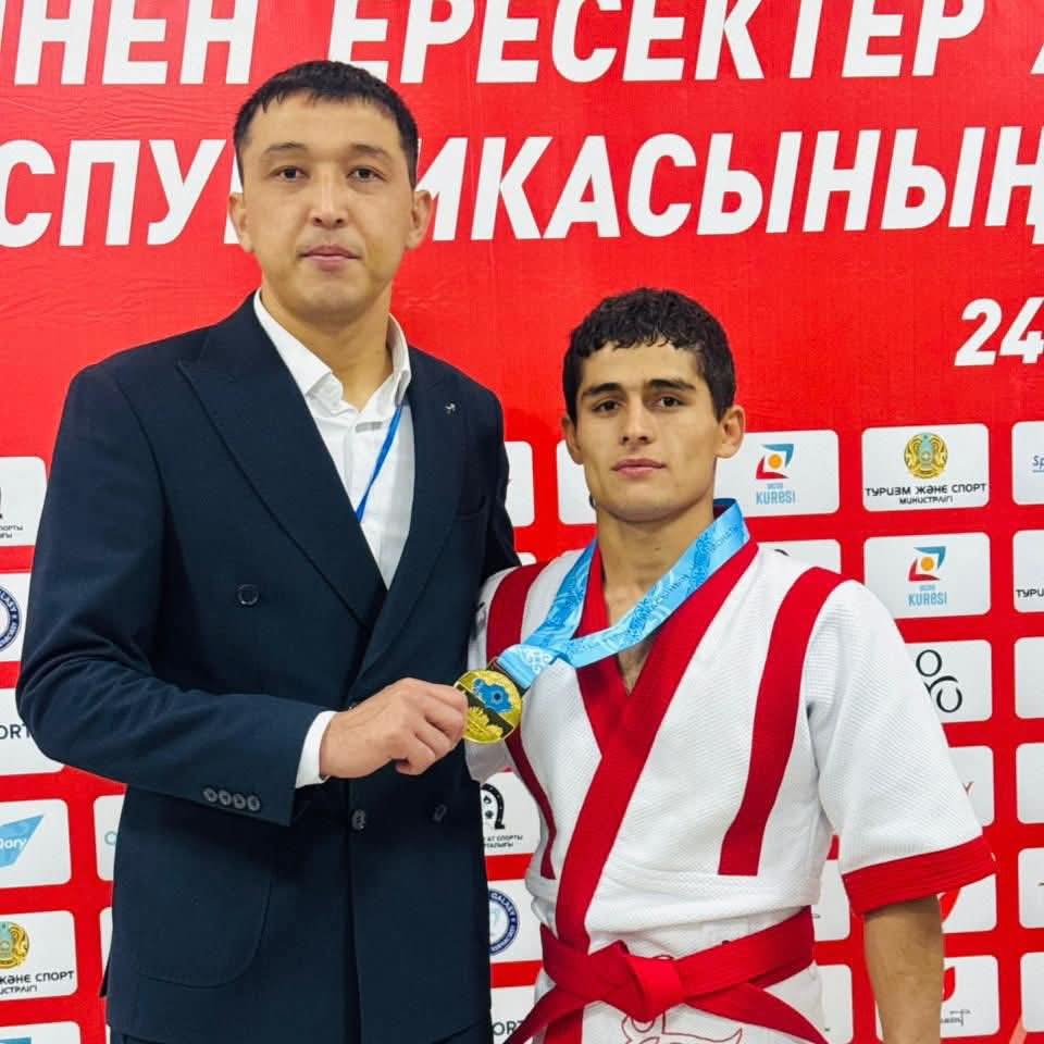 ҚАЗАҚ КҮРЕСІНЕН ӨТКЕН ЕЛ ЧЕМПИОНАТЫНДА ТҮРКІСТАНДЫҚТАР 1 АЛТЫН, 2 КҮМІС ЖӘНЕ 3 ҚОЛА ЖЕҢІП АЛДЫ