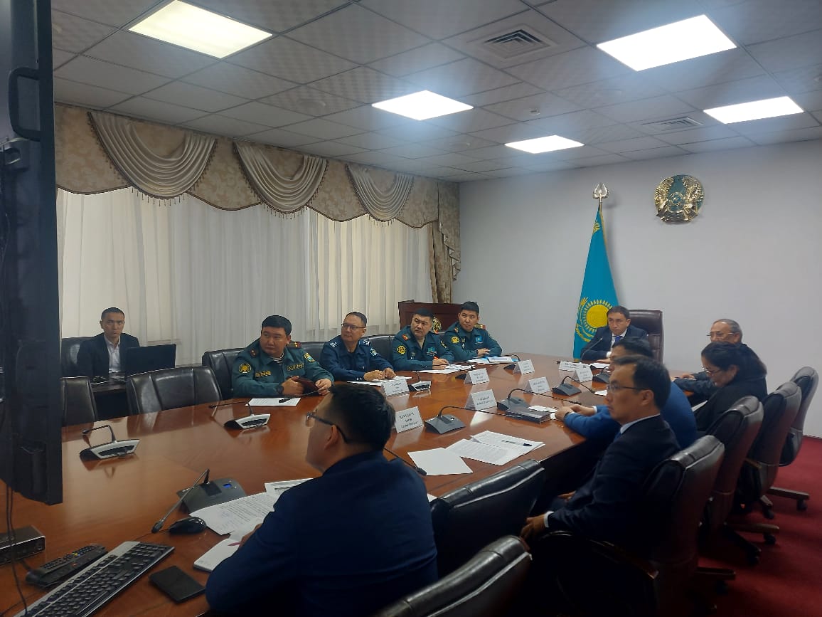 Кеңес отырысы өтті.