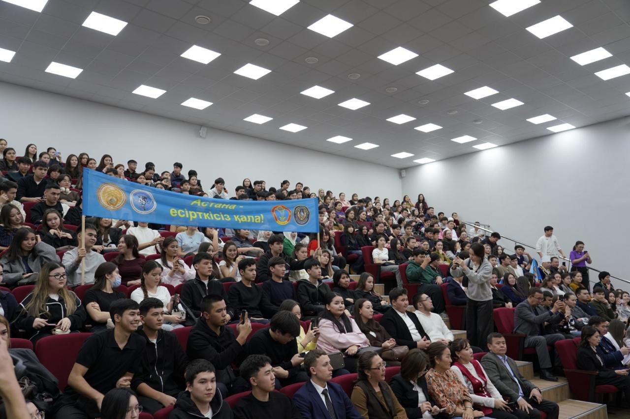 «Заң және тәртіп»: танымал спортшылар елорда студенттеріне есірткінің зияны туралы айтты