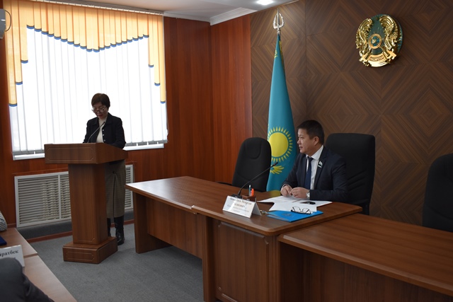 Прошла внеочередная тридцать первая (XХХІ) сессия  Жарминского районного маслихата