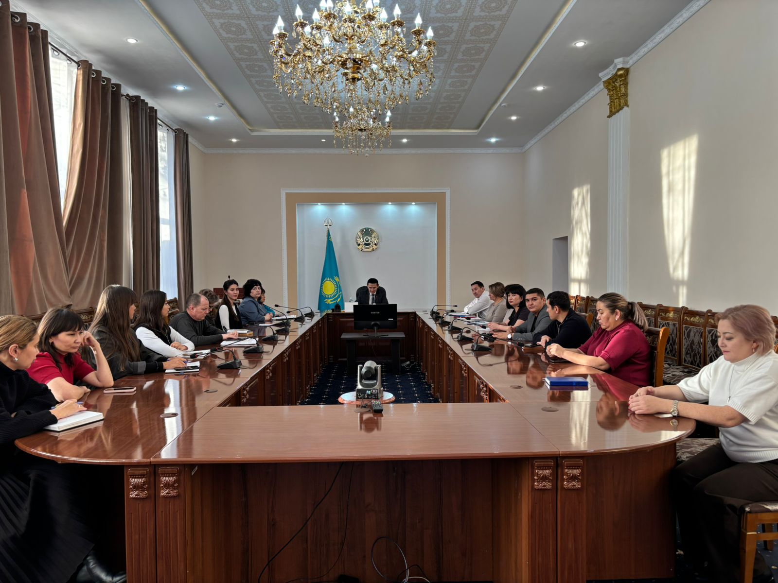 21 ноября 2025 года аппаратом акима района имени Габита Мусрепова в рамках правового всеобуча проведен обучающий семинар для сотрудников аппарата акима района, акимов сельских округов, руководителей районных отделов и специалистов.