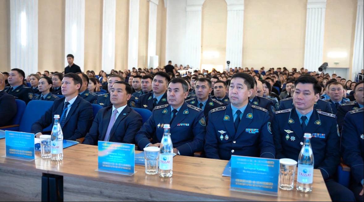 В области Абай прошёл форум «Закон и Порядок: День памяти жертв ДТП»