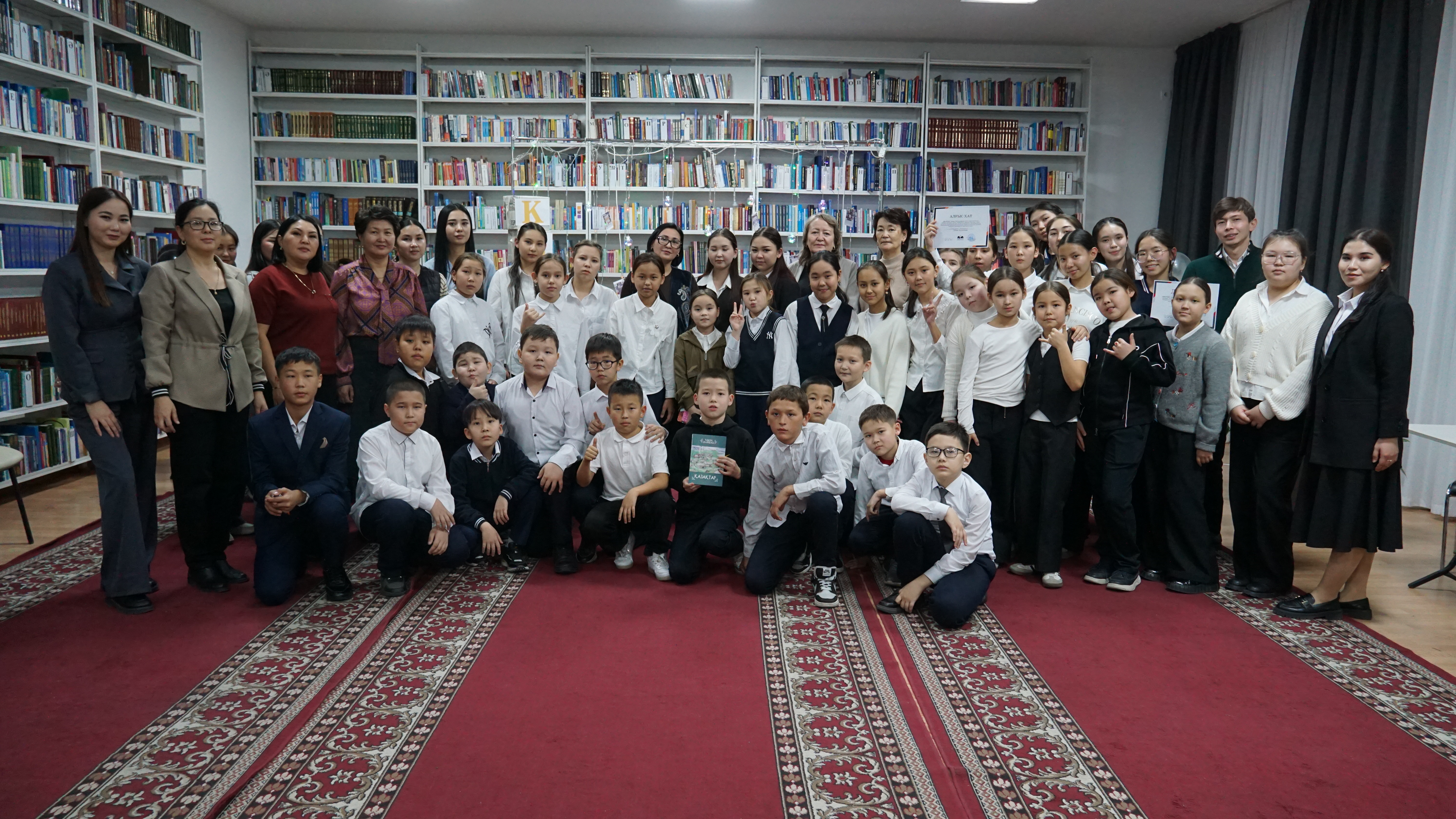 «QuizNight: вечерняя битва знаний» в рамках проекта «Вечерняя библиотека»