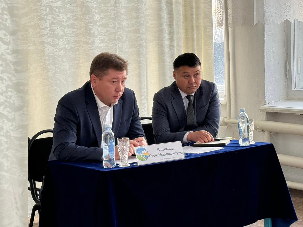 Есіл ауданы әкімінің Сұрған ауылының тұрғындарымен тұрақты кездесуі