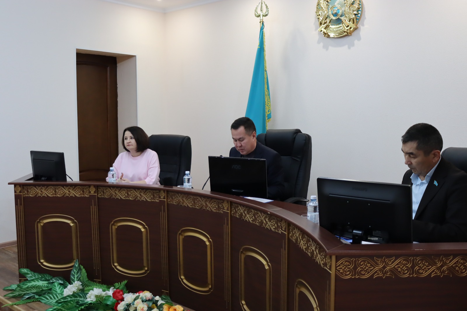 Аудандық мәслихаттың тұрақты комиссияларының отырысы