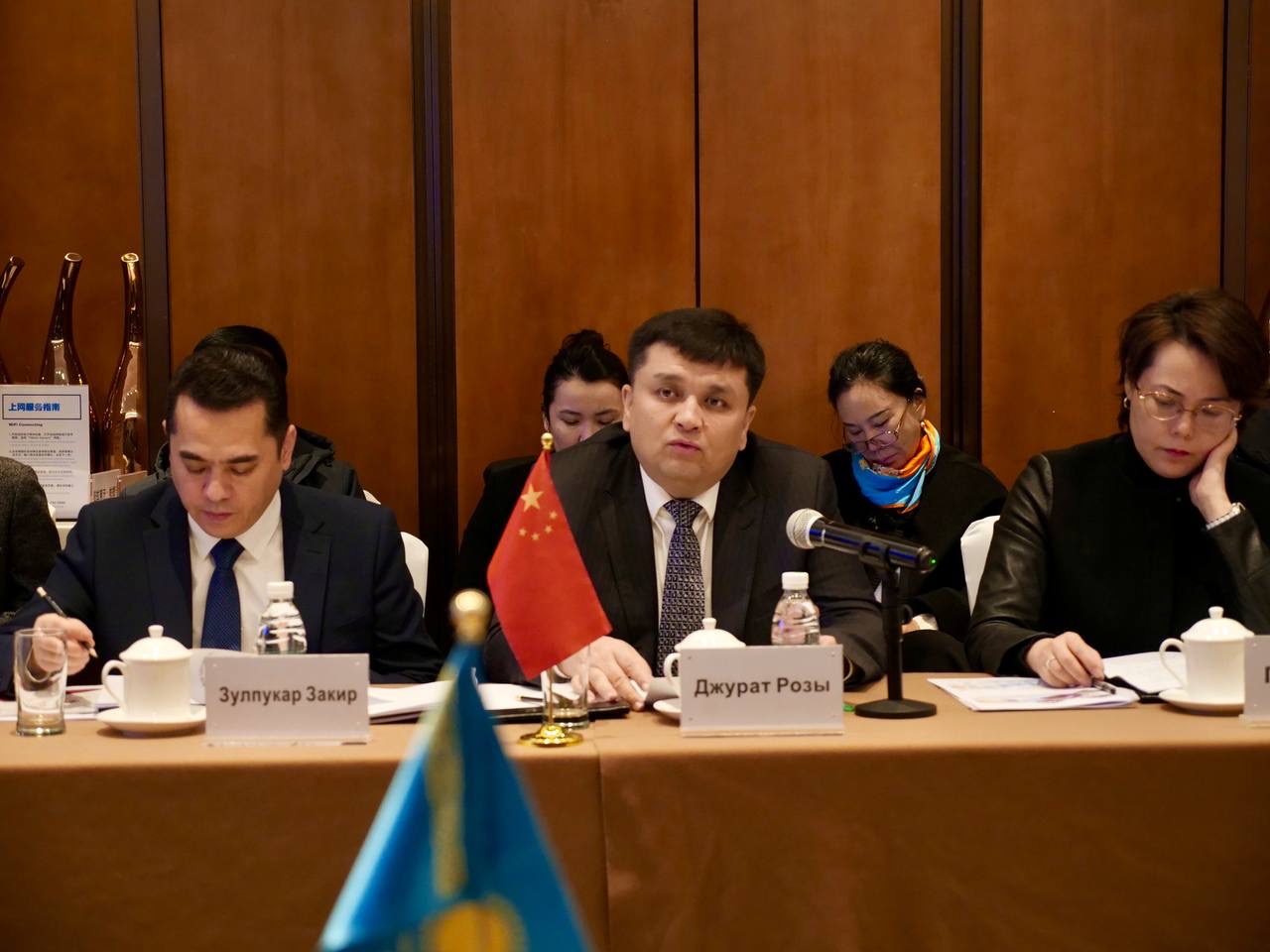 Визит в Китайскую Народную Республику продолжился в городе Урумчи, в Синьцзян-Уйгурском автономном округе