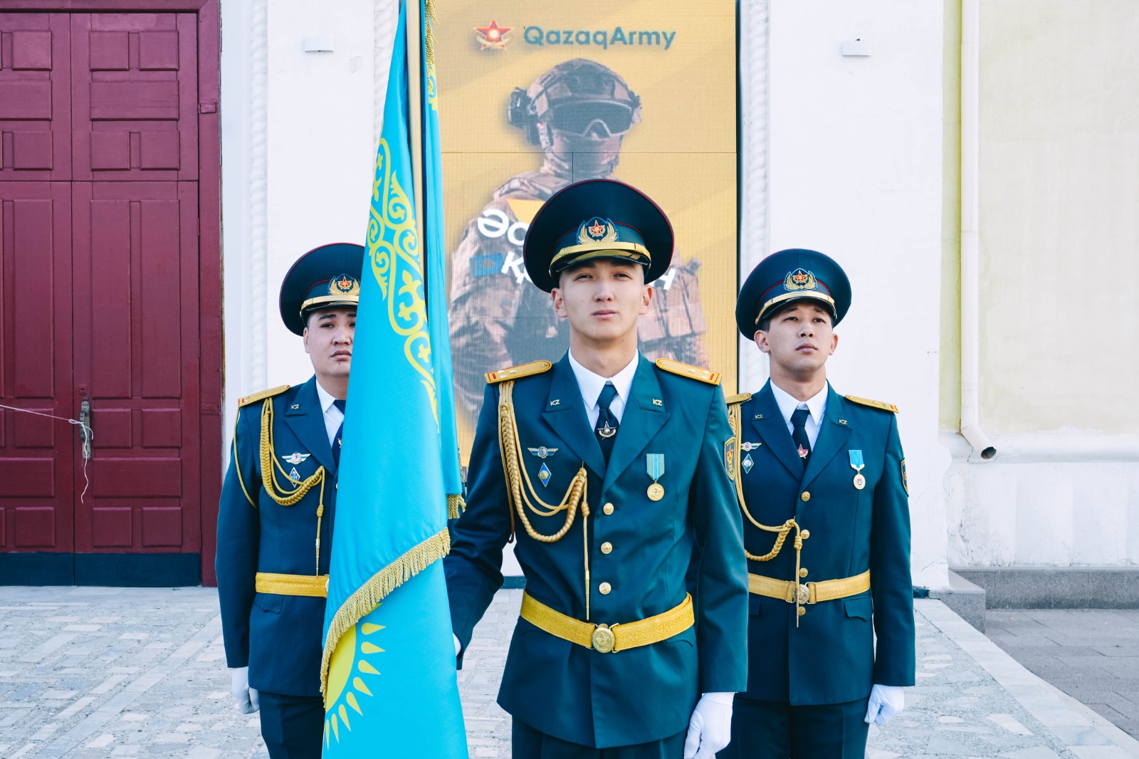 «Единая страна — единая земля»