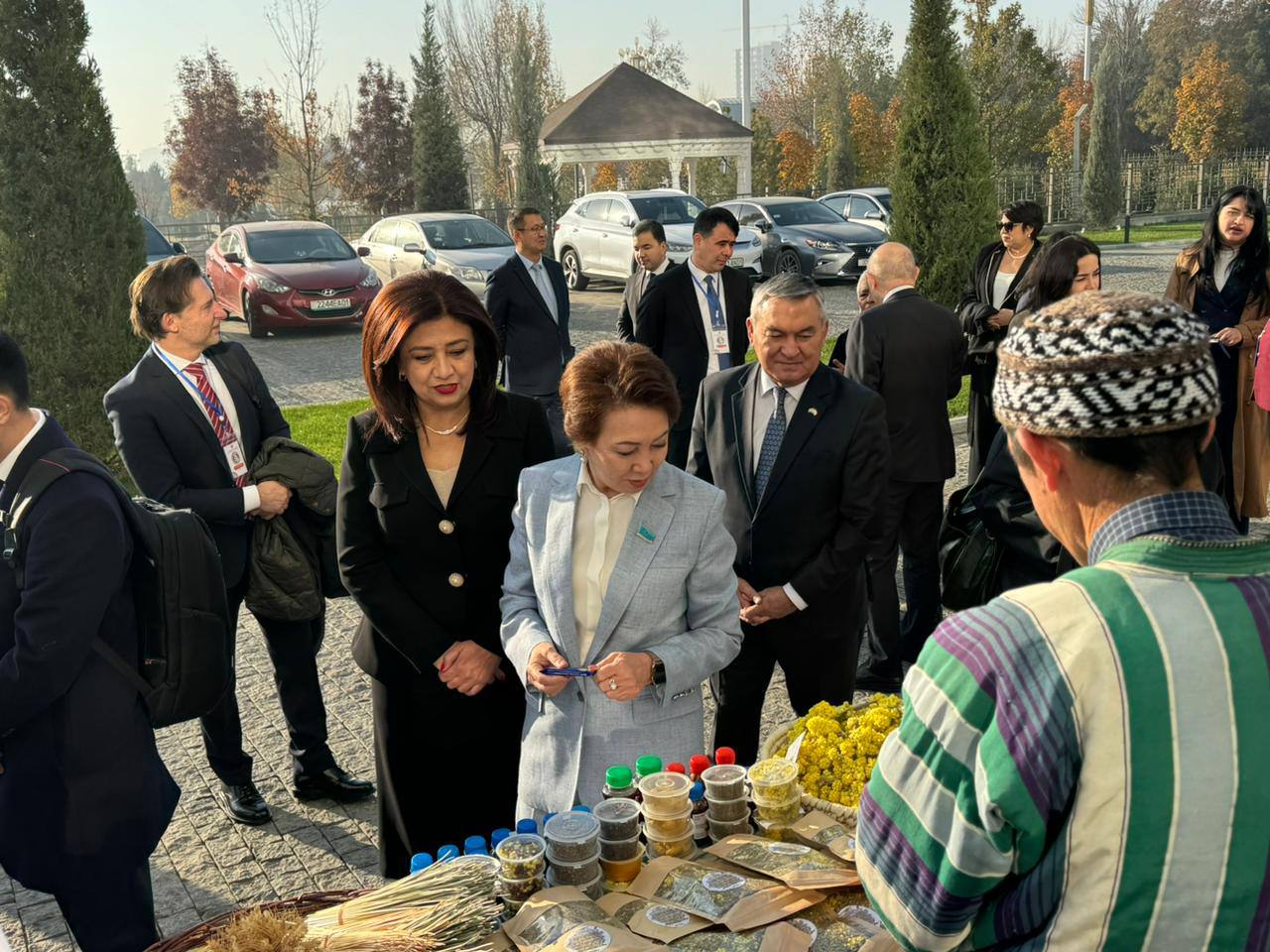 Делегация Мажилиса приняла участие в итоговом заседании Диалога женщин Центральной Азии