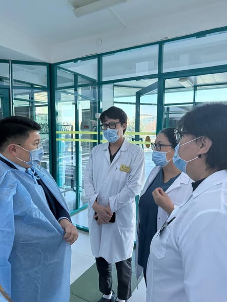 Сержан Назарбек проверил работу Жамбылского областного перинатального центра