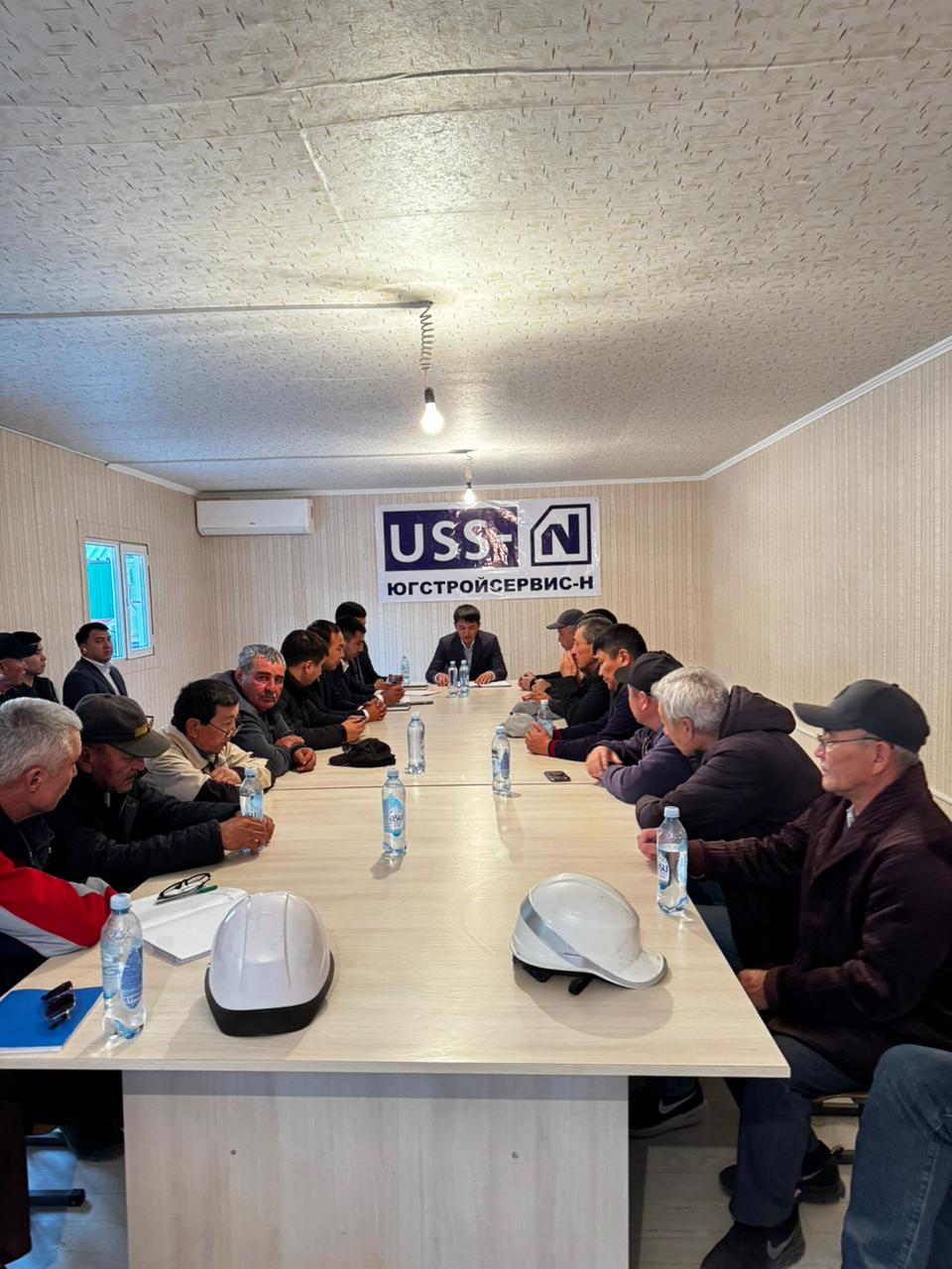 ҚҰРЫЛЫС АЛАҢДАРЫНДАҒЫ МҰНАРА КРАНДАРЫНЫҢ ҚАУІПСІЗДІГІ ТАЛҚЫЛАНДЫ