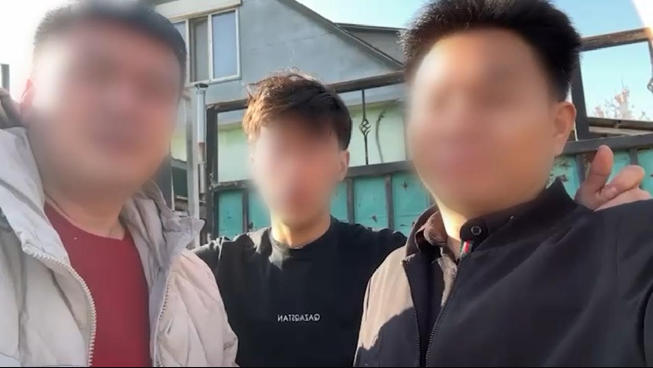 Полицейские Алматы задержали лже-сотрудников, вымогавших деньги у иностранцев