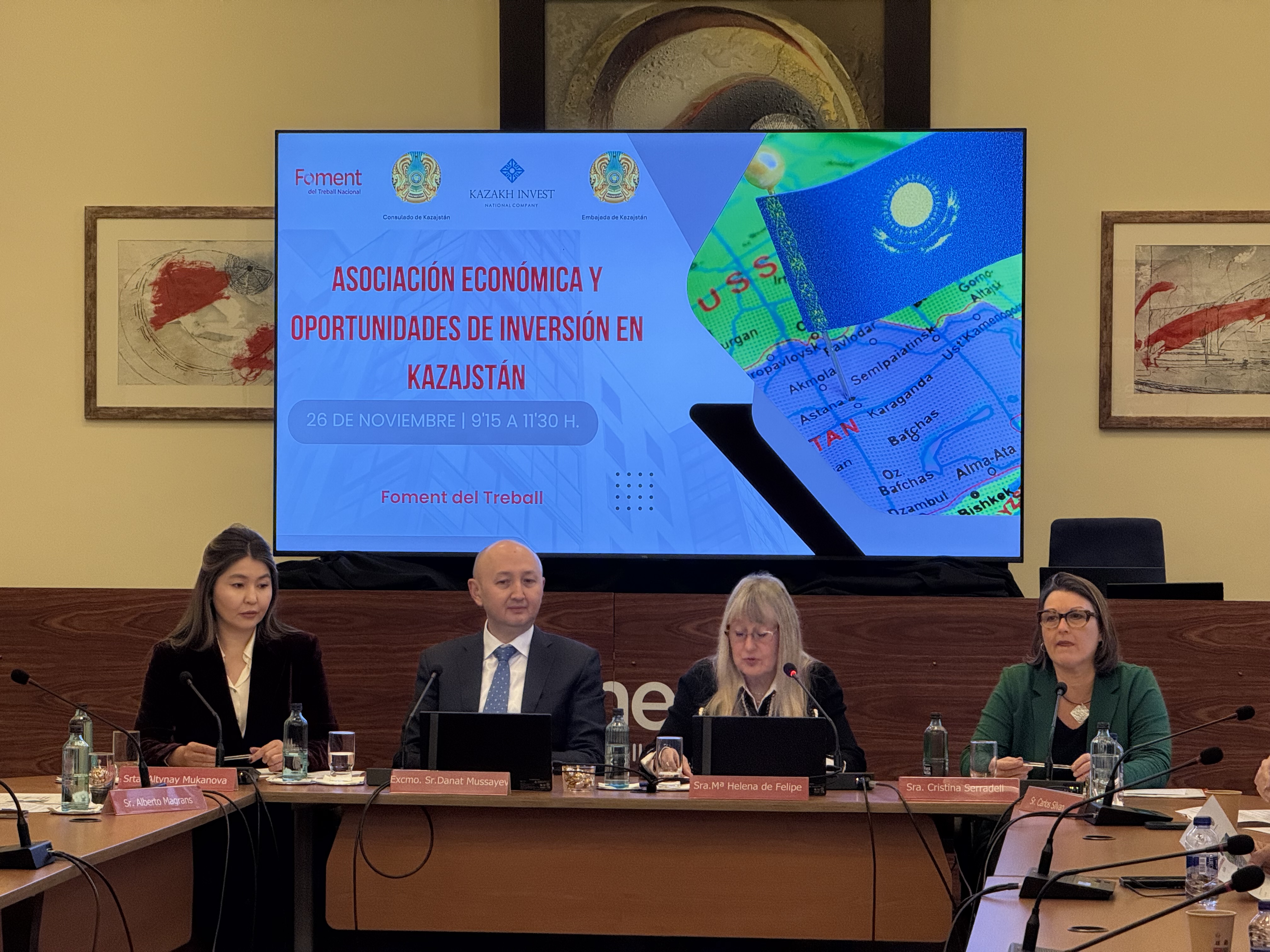 Іскерлік миссиялар мен білім беру жобалары Каталониямен күн тәртіпте