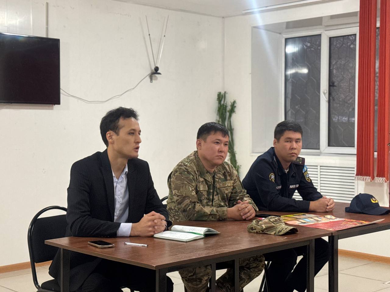 В Таразе прошло занятие со студентами